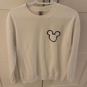 Disneyland sweatshirt
